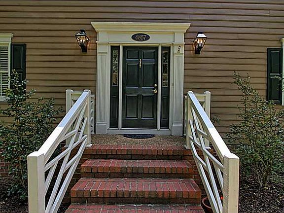 3rd image of 4857 Bristol Cir