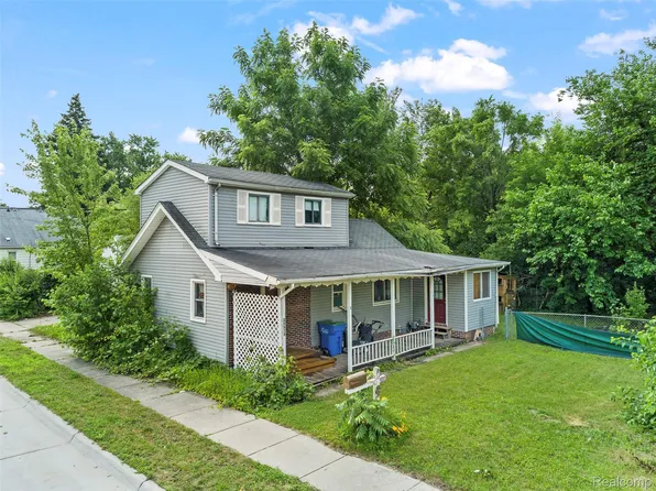 20870 Curie Ave, Warren, MI 48091