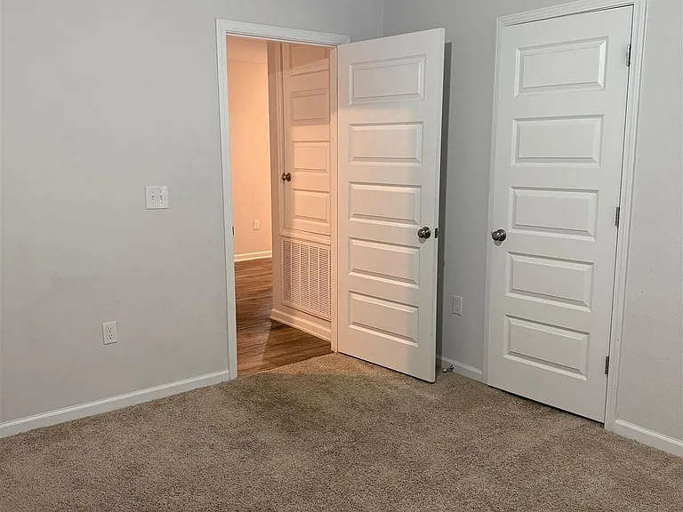 5628 Fulcina Ct — Photo 11