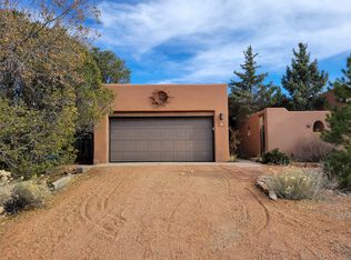 316 La Mancha Ct, Santa Fe, NM 87501