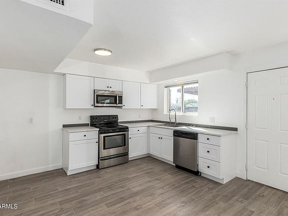 2nd image of 2362 W Campbell Ave #2362
