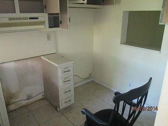 2nd image of 9761 Sunrise Lakes Blvd APT 102