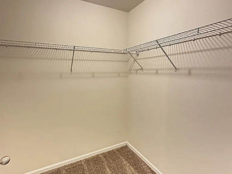 6761 Sandle Dr — Photo 4
