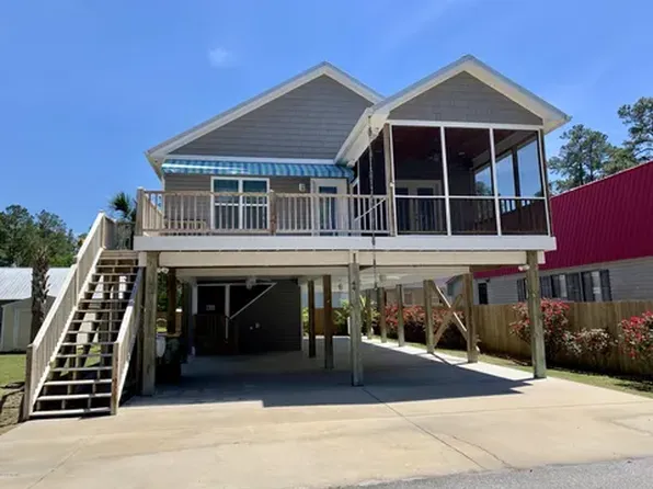 44 Cypress Ln, Elizabethtown, NC 28337