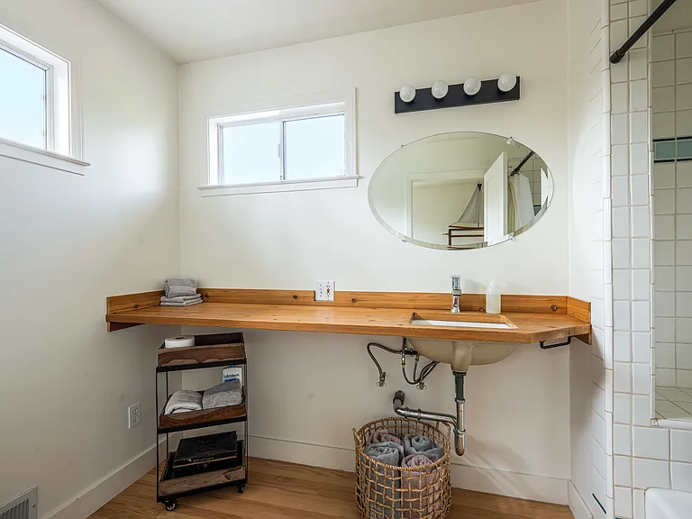 366 Patten St — Photo 18