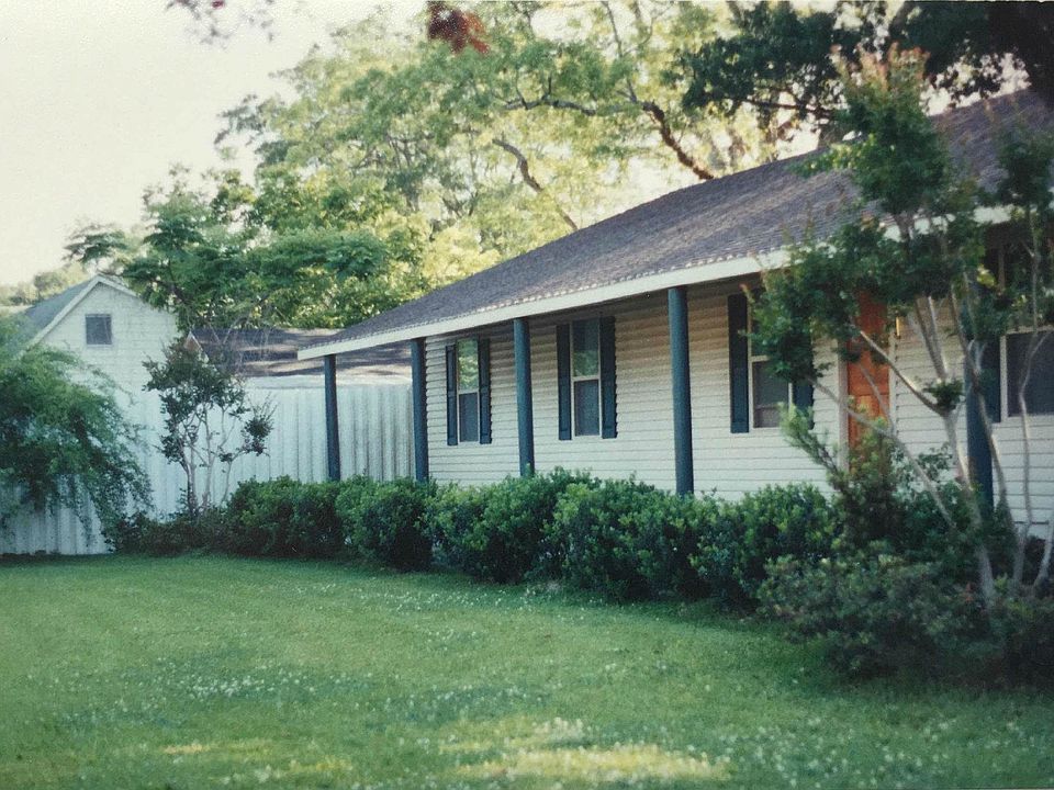 214 S.Lake Arthur