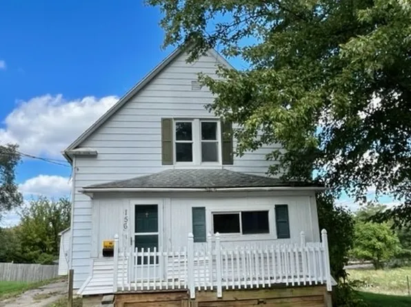 156 W Walnut St, Wadsworth, OH 44281