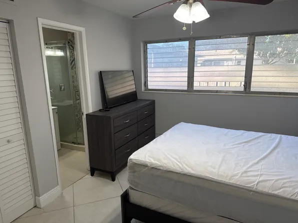 1708 NE 20th Ave APT 1, Fort Lauderdale, FL 33305