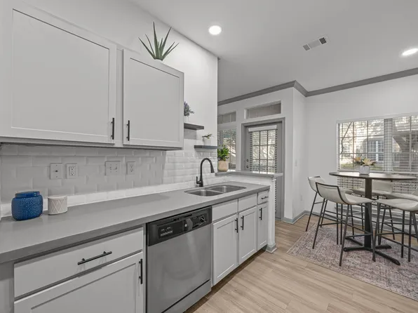 Villas at Rogers Ranch