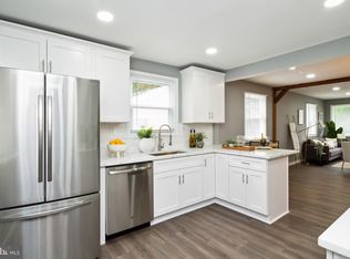 207 Murgate Ln, Owings Mills, MD 21117