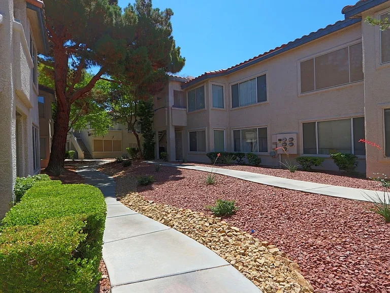 3071 Key Largo Dr #202 — Photo 33
