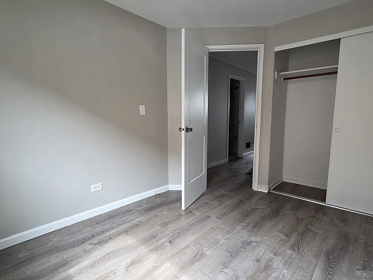 553 W Park Ave #D — Photo 10