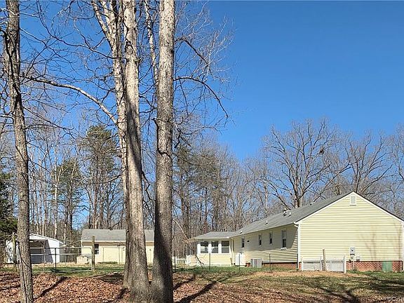4th image of 2805 Huguenot Trl