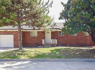 10608 E 1st St S, Tulsa, OK 74128