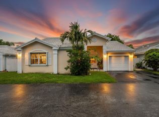 6410 SW 112th Pl, Miami, FL 33173