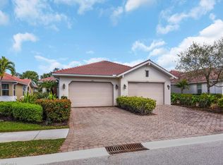 13346 Kent St, Naples, FL 34109