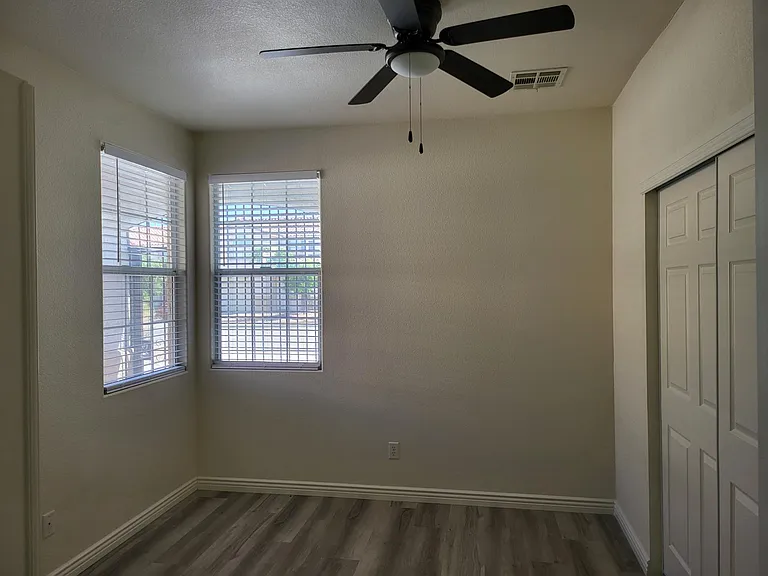 7176 Cressida Ct — Photo 10