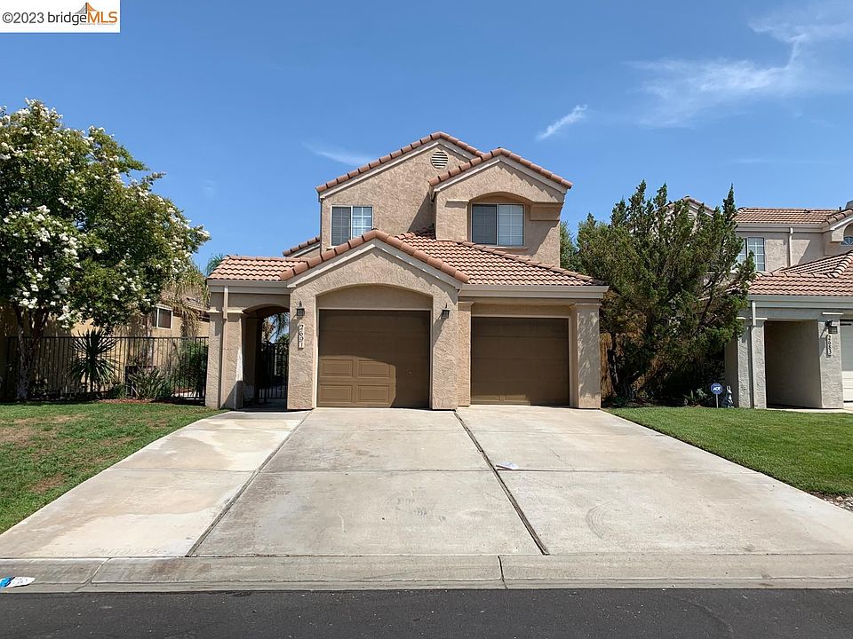 1st image of 2691 Cherry Hills Dr