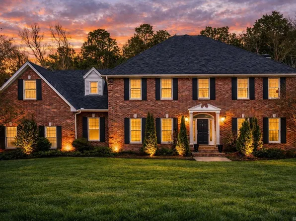 7 Sugar Maple Ct, Little Rock, AR 72212