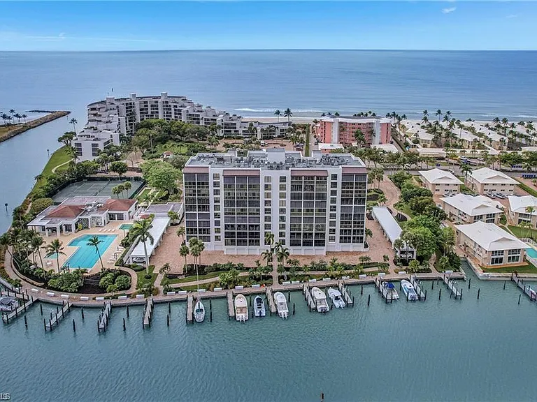 2400 Gulf Shore Blvd N #603 — Photo 39