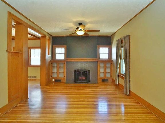 3rd image of 2742 Ryons St
