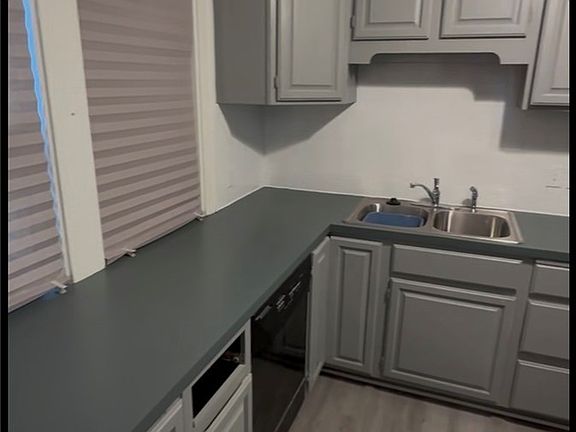 2nd image of 1147 E 174th St