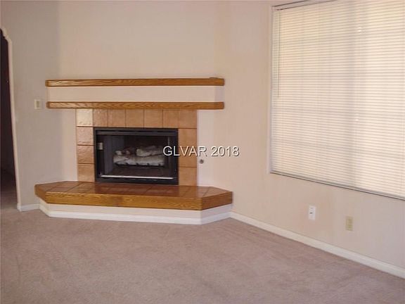 3rd image of 1411 Santa Margarita St