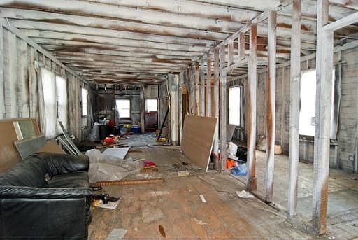 2nd image of 1676 W Hollywood Ave