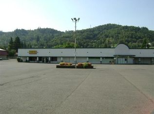 2455 W Harvard Ave, Roseburg, OR 97471