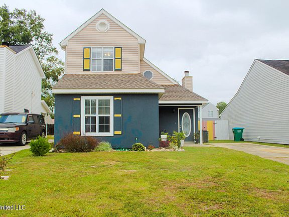 2nd image of 13464 Locust Hill Dr