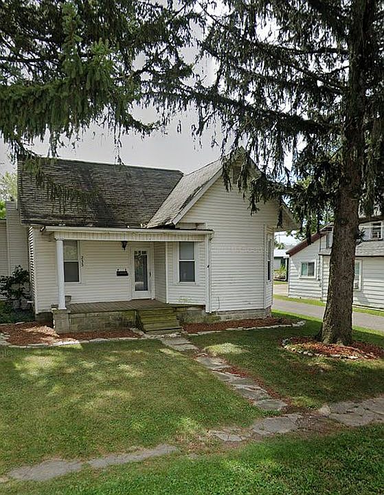 1st image of 233 E Foulke Ave