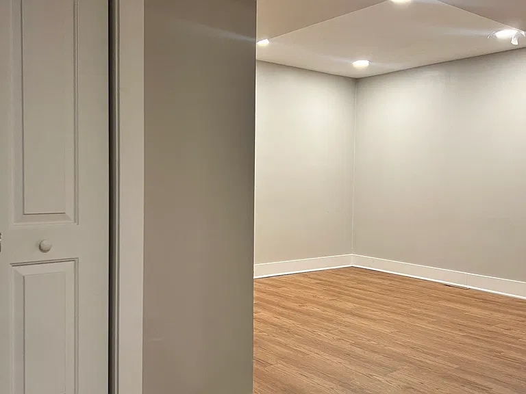 3909 Howard St #101 — Photo 12