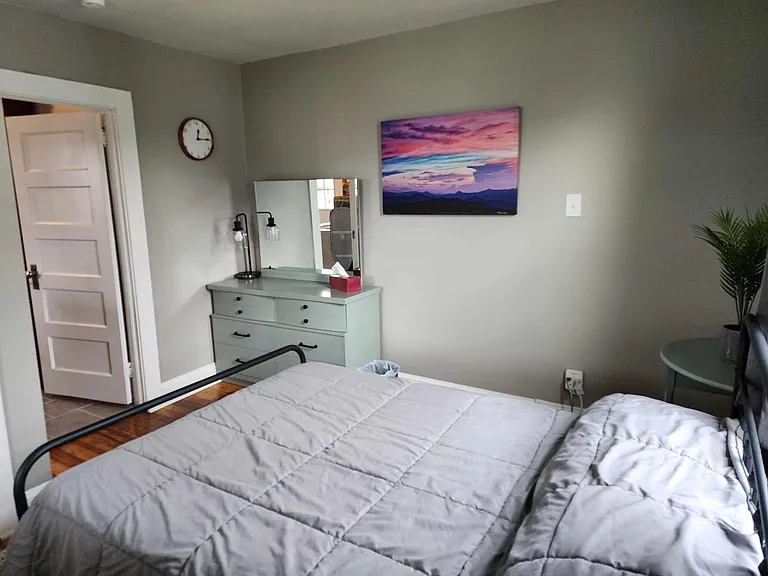 825 Wilson Ave — Photo 19