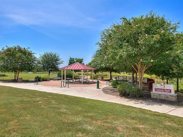 2311 Dillon Pond Ln #A — Photo 32