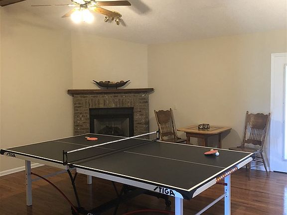 4th image of 423 Dunnigan Ln