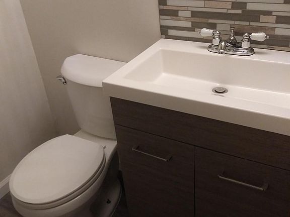 2nd image of 1702 Elis Cir #33
