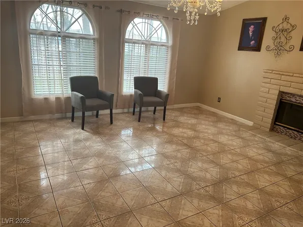 6230 Desert Sun Dr, Las Vegas, NV 89110