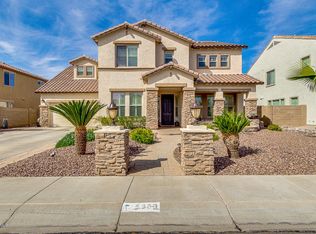 6930 S Tucana Ln, Gilbert, AZ 85298