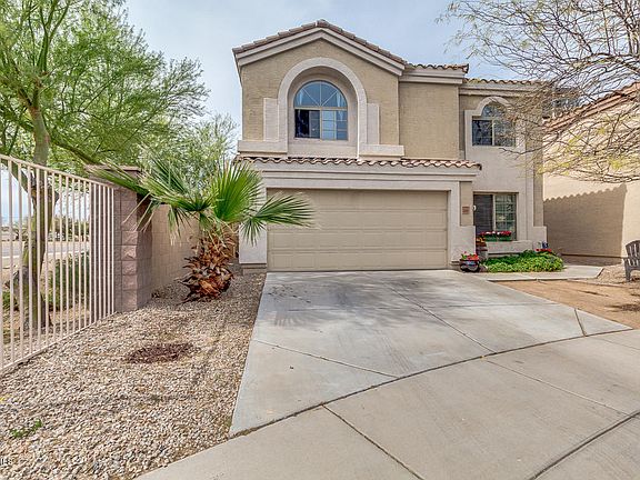 2nd image of 5890 E Paradise Ln