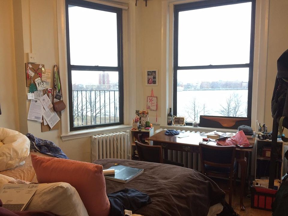 2nd image of 45 Bay State Rd APT Br