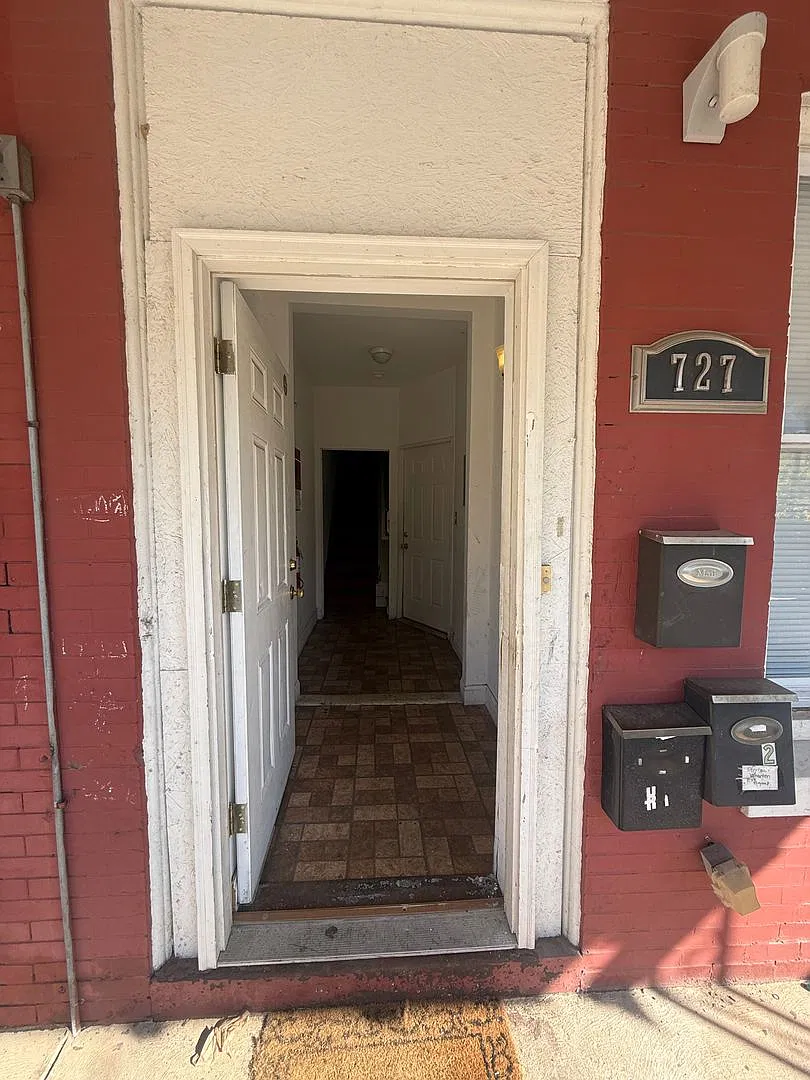 727 N. 43rd Street — Photo 4