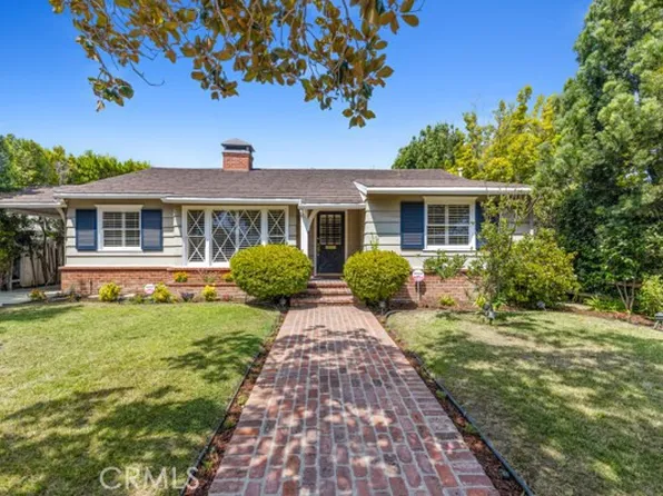 4545 Allott Ave, Sherman Oaks, CA 91423