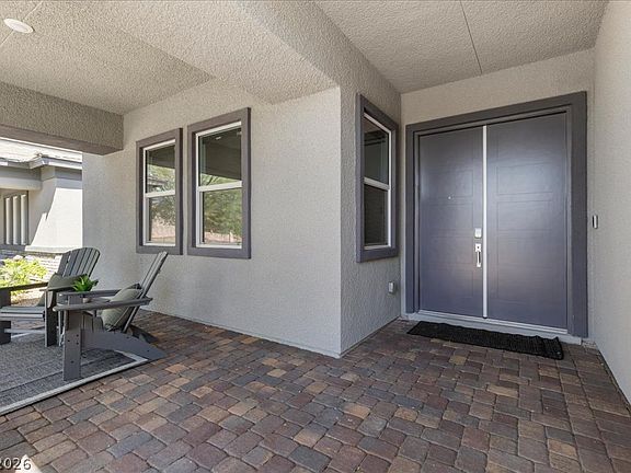 3rd image of 20 Charlotte Ridge Pl