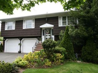 44 Jersey Ave, Edison, NJ 08820