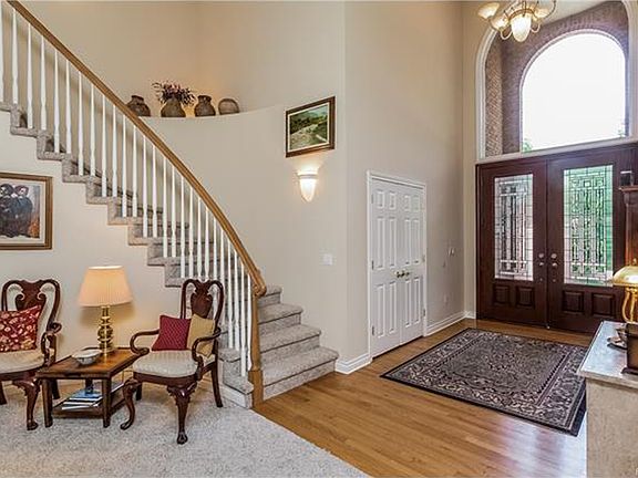 5th image of 29463 Crawford Ct