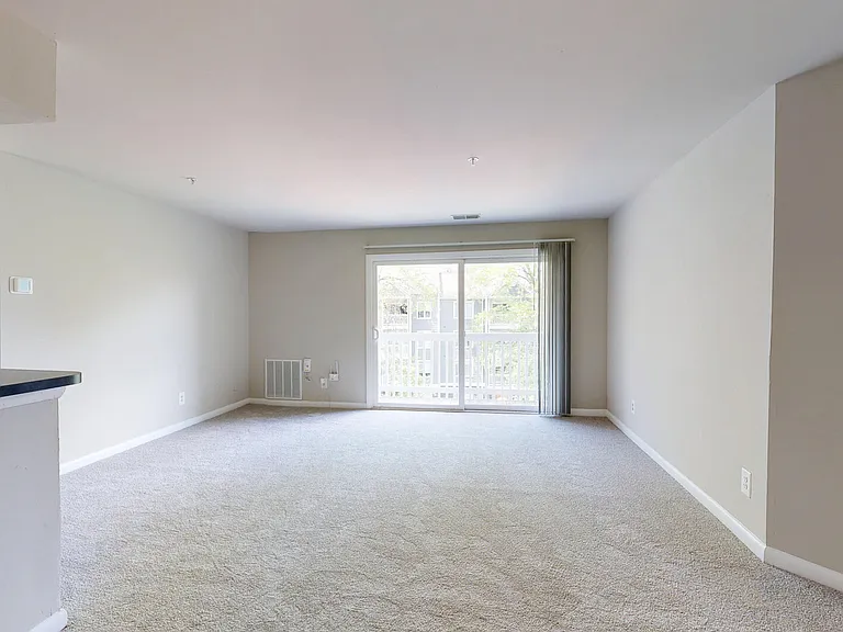 Canterbury Apartments — Photo 144