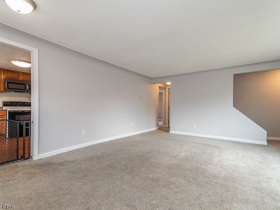 5th image of 1001 Quentin Rd