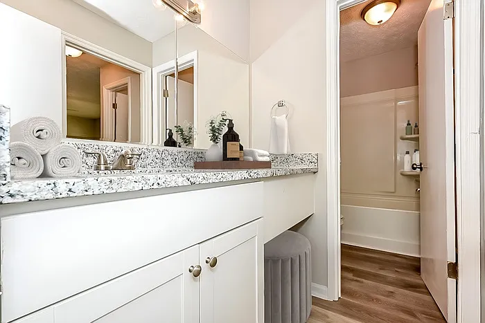 3011 Woodfield Dr — Photo 12