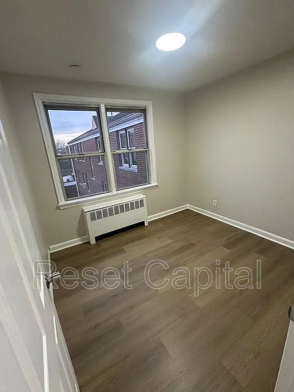 2 bed, 1.0 bath, 800 sqft, $1,799 — Photo 4
