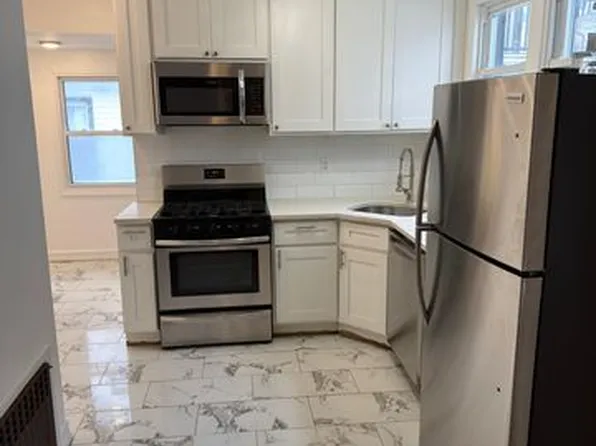 167 Beach 90 St, Far Rockaway, NY 11693